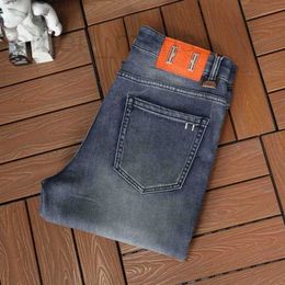 Herenjeans designer 2023 Casual broek Luxe Designer Strt Straight Jean Heren Blauw Gewassen Big Hole Rits Biker Zwarte Broek 29-40 98iis JRWJ