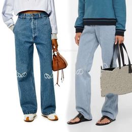 Jeans voor heren Designer Arrivals Hoge taille Straat uitgeholde geborduurde decoratie Blauwe rechte denim broek