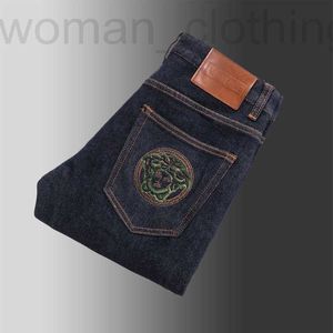 Jeans para hombre Diseñador Otoño e invierno Negocios Ocio Ligero Lujo Slim Fit Pantalones Cintura media baja 857 OGY2