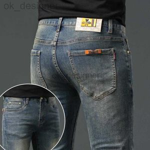 Heren jeans ontwerper herfst en winter nieuwe high -end jeans voor heren elastische slanke fit kleine rechte mouw eenvoudige en veelzijdige casual broek