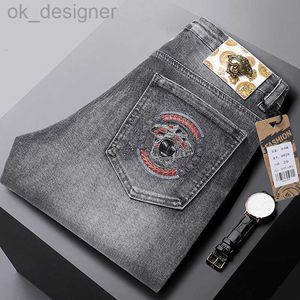 Designer de jeans masculin automne et hiver nouveau slim élastique en coton broderie de mode Middle High Smamin Smamin's Men's Zipper Denim Pantalon