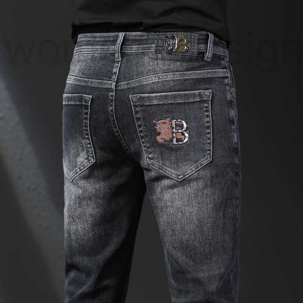 Jeans para hombres Diseñador Otoño e invierno Nueva Familia B Calidad de gama alta Gran Vaca Slim Fit Pie pequeño Elástico Pantalones largos Toalla Inferior Desgaste TAX2