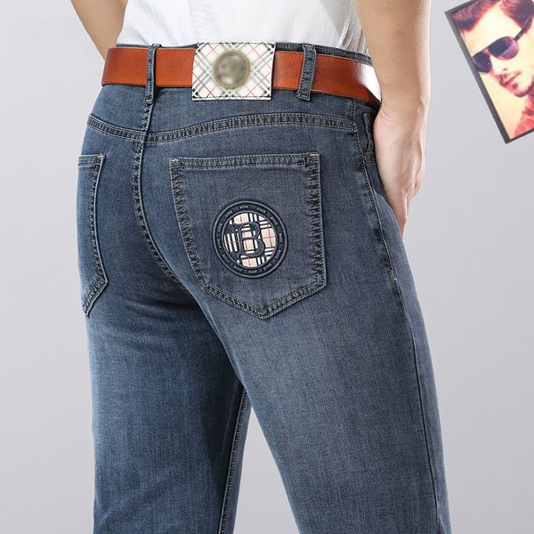 Brand de mode d'automne de jeans masculin B Marque de mode Slim coréen Pantalon épaisse Pantalon bleu-gris
