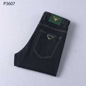 Heren jeans ontwerper zwarte jeans voor mannen nieuwe pra omgekeerde driehoek elastische slanke kleine rechte buis heren jeans Aziatische maten 29-42 222