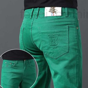 Jeans pour hommes Designer Marque Mode 2023 Nouveau Automne/Hiver Polyvalent Vert Slim Fit Petit Pied Pantalon Long Y8B5