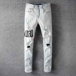 Jeans pour hommes Vêtements de marque Amires Denim Pantalon 650 Amies High Street Lettre brodée perforée pour hommes Jeunes Light Elastic Slim Fit Pieds D V2P2