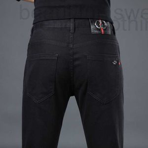 Jeans pour hommes marque de créateur noir lumière produits de vache de luxe Original printemps et automne Style première ligne EAYK 078U
