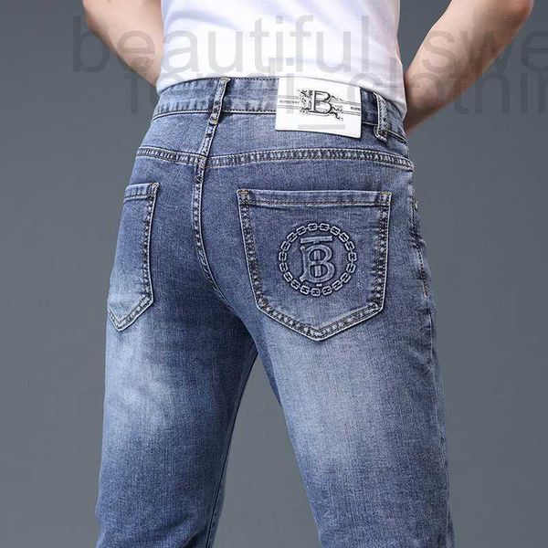 Diseñador de jeans para hombres Marca de diseñador Enfoque en nuevos productos de alta gama para otoño e invierno, jeans ligeros de moda de lujo, corte ajustado, pies pequeños, ocio elástico, coreano b EYHJ LMWP