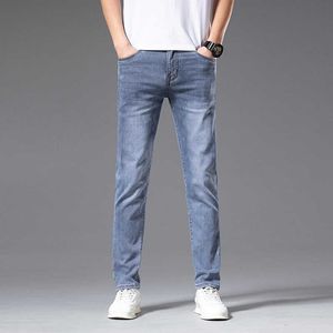 Jeans pour hommes Designer Designer Jeans de marque de mode pour hommes printemps nouveau élastique slim pied porter un pantalon bleu blanc 6SVC 1OG7