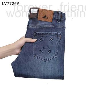 Herenjeans Designer Designer Designer Light Luxury High-End Brand Mens jeans, modieus en knap, veelzijdig gemakkelijk te dragen mannen broek X6GI 253Y