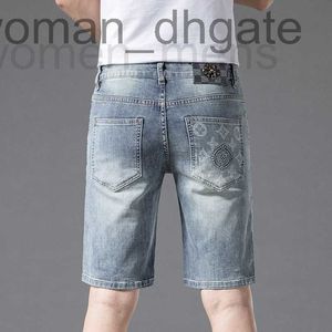 Designer de concepteurs de jeans masculins légers de luxe en denim shorts estivaux minces polyvalentes slim slim fit raide jambe élastique occasionnelle v8sh 4vw6