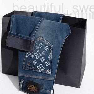 Herenjeans designer Designer Luxe jeans voor heren Italiaanse kleding met verdikte koeienhuid en fluweel om warm te blijven Veelzijdige trendy broek A08X QHHO