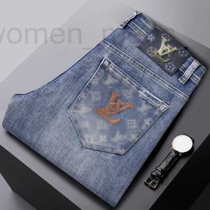Jeans para hombres Diseñador Europeo Otoño e invierno Nuevo producto Calidad de gama alta Gran vaca Slim Fit Pies pequeños Pantalones largos Moda Juventud 1YBN