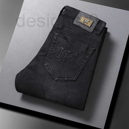 Diseñador de jeans para hombres Jeans europeos de gama alta para hombres otoño e invierno nuevos slim fit pequeños estiramiento recto en relieve pantalones largos negros XMAW