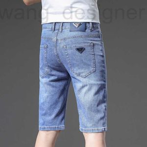 Designer de jeans masculin concepteur européen jeans en quart haut de gamme, shorts masculins, jambe droite à la mode à la mode, pantalon de plage de marque bleu clair, 8xja élastique