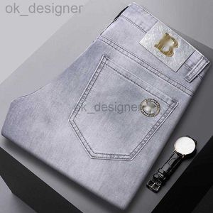 Heren jeans ontwerper European Men's Jeans 2024 lente/zomer nieuwe trend hot stamping elastische slanke fit broek lichtgrijs