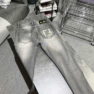 Designer de jeans masculin F Mens Pantalon Designer Men Pantalons Slim Fit Skinny Luxury Pant de haute qualité, Pantalon de survêtement en jean 2DOZ 2MP9