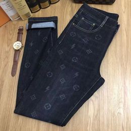 Jeans para hombres Diseñador Diseñador de moda Jeans Estilo Hot Print Hole Pintura Slim Stretch Pies Pequeños Denim Q2IF