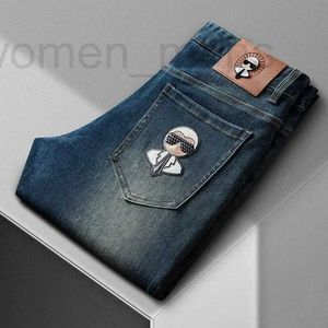 Herenjeansontwerper Frans Lao Foye lente/zomer denim vier seizoenen high -end Europese goederen licht luxe trendy geborduurde slanke fit dhdx