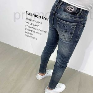 Heren jeans ontwerper high -end heren jeans trendy herfst nieuwe veelzijdige gewassen blauwe Koreaanse versie slanke fit kleine voet 2023 o9vd