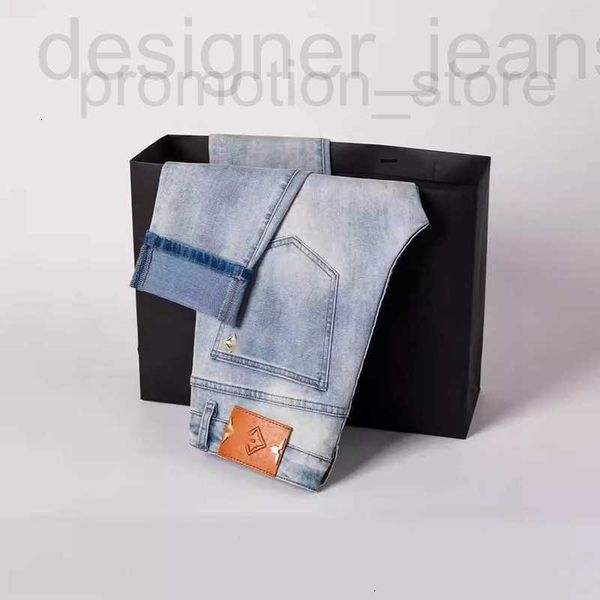 Designer de jeans pour hommes de haute qualité de couleur saisonnière de saison européenne étiquette en acier texturé en acier lavé jeans masculin jeans élastique slim élastique petit pantalon de jambe droite 240g