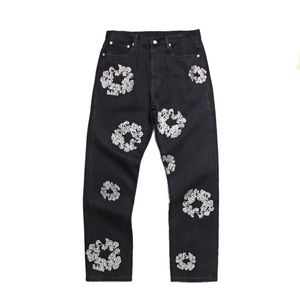 Jeans voor heren Designer High Street Flower Denim Krans Zwart gewassen Rechte jeans Losse broek Gestapelde jeans Biker Truckerjack Mode Vintage lederen patch 516