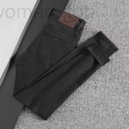 Jeans pour hommes Designer Jeans Designer 2023 lettre brodée triangle hommes coréens pieds minces élastique mode pantalon européen C78V