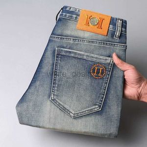 Herenjeans designer jeans Luxe geborduurde noodlijdende jeans man overtollige veegoederen herfst- en winterstijlen knappe en veelzijdige broek