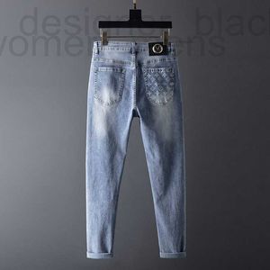 Jeans pour hommes Jeans de marque Printemps et automne Marque de luxe Élastique Slim Fit Petits pieds Taille moyenne Pantalon de mode confort avancé doux XC3Y 32V7