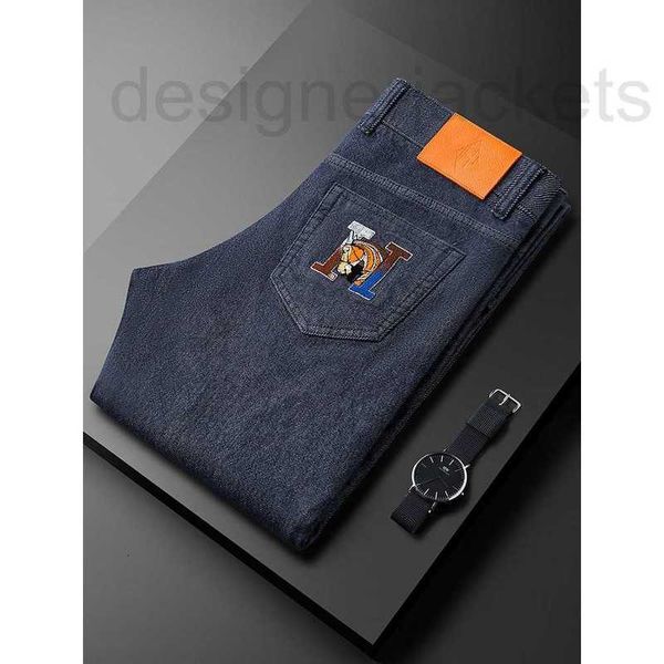 Hommes Jeans Designer Lumière De Luxe 3D Broderie Fleur Tête De Cheval Printemps Mince Haut De Gamme Lavage À L'eau Slim Fit Pantalon Décontracté JGYZ