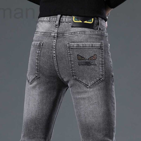 Designer de jeans pour hommes Little Monster Old Buddha Eye Emblem Broderie Populaire Micro Élastique Slim Fit Casual Petit Pantalon Droit 4GOF