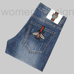 Heren jeans ontwerper luxe chaopai kleine bijen geborduurd voor vrijetijdsvriendelijke slanke fit, elastische lente/zomer lange broek mannen rgsi