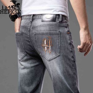 Designer de jeans pour hommes luxe lumière haut de gamme mince droite décontracté pantalons longs marque de mode broderie VDTF