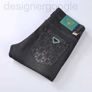 Jeans pour hommes Designer Hommes Élasticité Jean Pantalons Hommes et femmes Marque de mode Pantalon de luxe Pantalon en denim Tendance Marque Pantalon de moto Hommes Boutons maigres 07