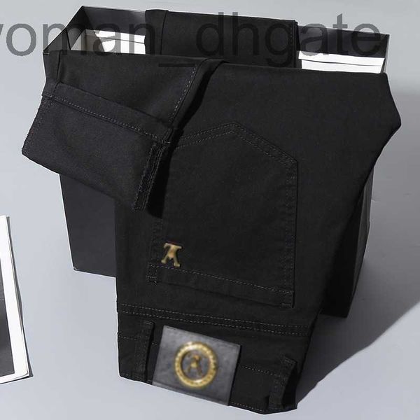 Jeans para hombres Diseñador Nuevos jeans de verano para hombres Algodón puro de marca en blanco y negro pies pequeños elásticos ajustados versión coreana simple AZR3