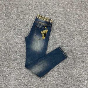 Jeans pour hommes designer grande taille hommes jeans Medusa brodé pantalon pantalon hommes mode rétro décontracté Denim pantalon ZFJZ