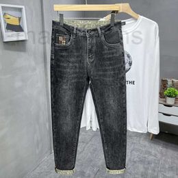 Herenjeans Designer eenvoudige en modieuze veelzijdige slim fit jeans, heren katoenen gemakkelijk te onderhouden casual broek, herfst en winter nieuwe stijlen VB1E