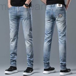 Diseñador de jeans para hombres Primavera y verano Nueva versión ligera de lujo coreana Pies elásticos delgados Slim Fit Marca Ropa de hombre B CAPG