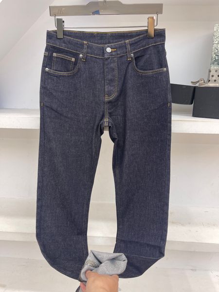 Designer de jeans pour hommes Printemps et été nouveaux jeans pour hommes matériau extensible confortable pantalon crayon bleu foncé luxe simple haut de couleur unie PP3V