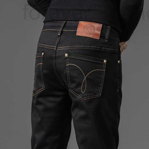 Designer de jeans masculin printemps new guangzhou xintang coréen cotton élastique slim small small pieds haut de gamme pantalon de produits européens de qualité 6yxg