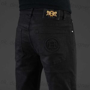 Designer de jeans masculin Spring New Jeans Pantalon de jeunesse Slim Slim Fit de Cotton Men's Men's