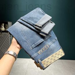 Diseñador de jeans para hombres Primavera Nuevos pantalones Micro Harlan Tendencia Ligeramente sueltos Pierna recta pequeña Elástico Denim 3508 T04P