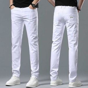 Designer de jeans pour hommes Printemps / Été Nouveau Produit Léger De Luxe Édition Coréenne Pieds Élastiques Minces Slim Fit Coton Pure White Monster Pants 4WXD