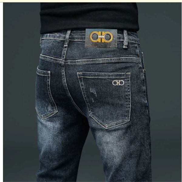 Jeans pour hommes Designer Printemps Été Mince 2024 Nouveau luxe pour hommes Jeunes Tendance Coréenne Pantalon Slim Fit Pantalon polyvalent Slim Fit 28-32