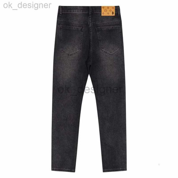 Diseñador de jeans para hombres Ropa de calles de estilo recto Jeans Slim Jeans Patrón de bordado Jeans al por mayor Pantalones de mezclilla para hombres Jeans diseñadores Jeans