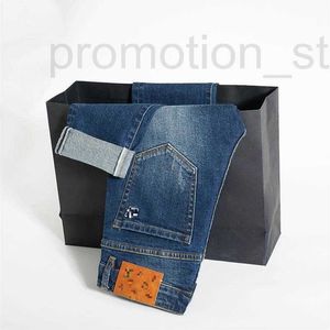 Designer de jeans masculin Top Top Luxury European Fashion Marque Slim Fit Slim Fit High Quality Lavis Elastic Small Small Land X424