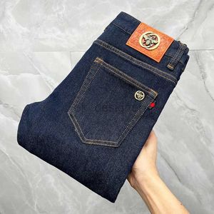 Designer de jeans masculin de concepteur de jean à la mode