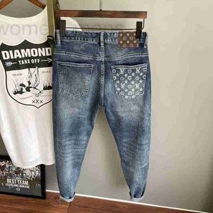 Diseñador de jeans para hombres Pantalones cortos versátiles de primavera y verano para hombres, pantalones de mezclilla de alta calidad para hombres, corte entallado y elástico, pie pequeño elástico de moda 8S2N