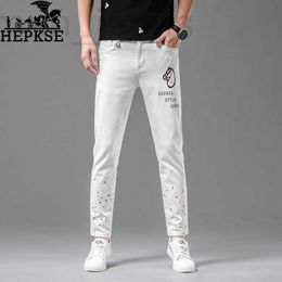 Diseñador de jeans para hombres Jóvenes de alta calidad para hombres jeans estampados en blanco moda SLIM STRAIGHT pantalones recortados estilo primavera y otoño OC99