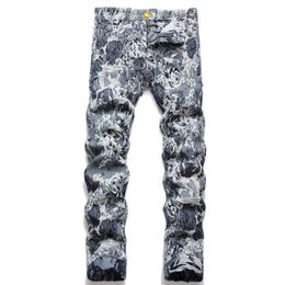 Heren jeans ehmd herfst en winter geborduurde luipaard print high -end Italiaanse stijl zachte casual katoen stretch voet 3D stipe2 230306